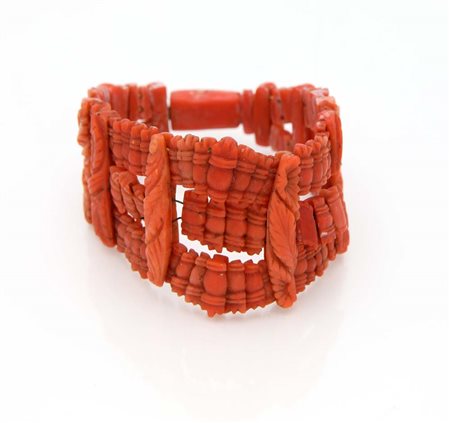 Bracciale antico in corallo e argento Argento 800/000. Difetti. Lunghezza cm...