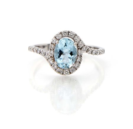 Anello in oro, acquamarina e brillanti Oro bianco 750/000. Peso complessivo...