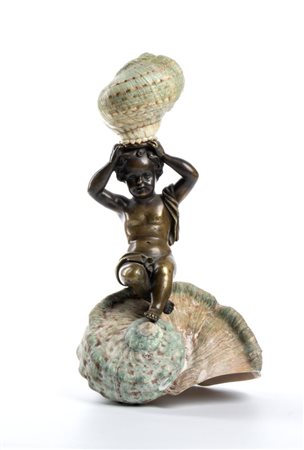  Composizione con conchiglie e putto in bronzo - Francia, seconda metà del XIX secolo