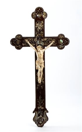  Cristo avorio e madreperla - Italia, XVIII secolo