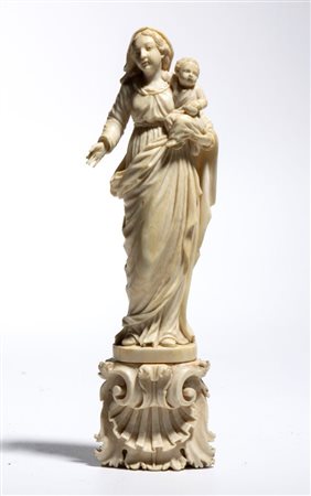  Scultura in avorio raffigurante Madonna con Bambino - Sicilia, fine XVII - inizio XVIII secolo