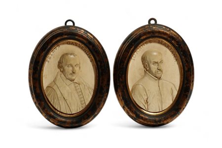  Coppia di placchette in avorio - Italia, fine XVII - inizio XVIII