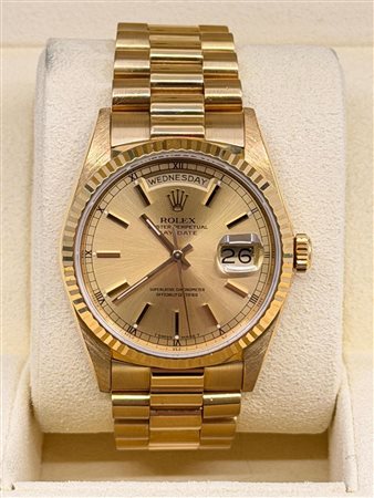 Rolex	Day-Date 36	18238