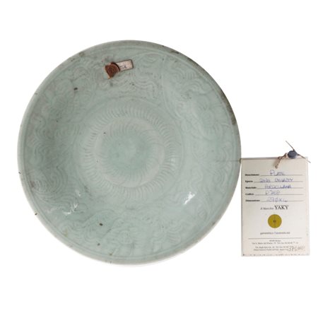 Antico piatto Qing Dynasty - Cina Piatto in porcellana Celadon a decoro...