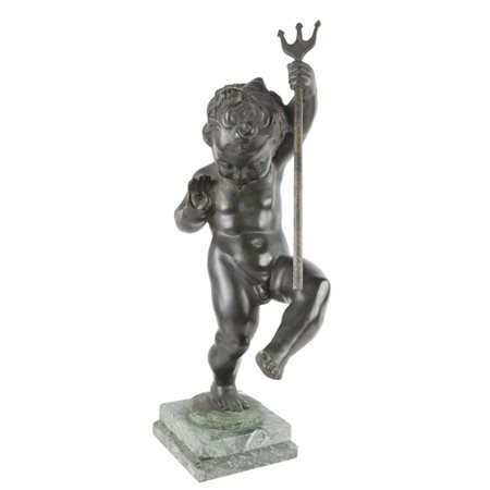 Putto con tridente Fine XIX secolo Fusione in bronzo a cerapersa. Bambino che...