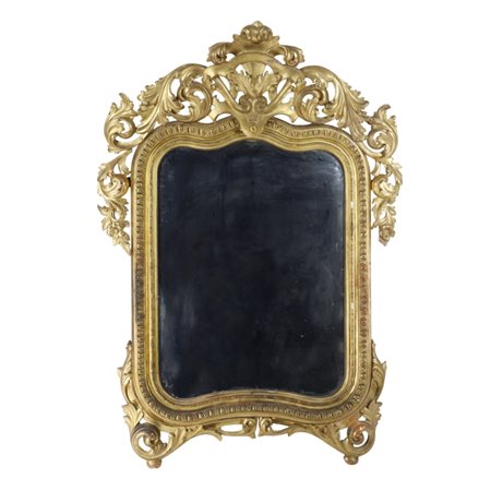 Grande specchiera dorata, seconda metà del XIX secolo. Specchiera in legno...