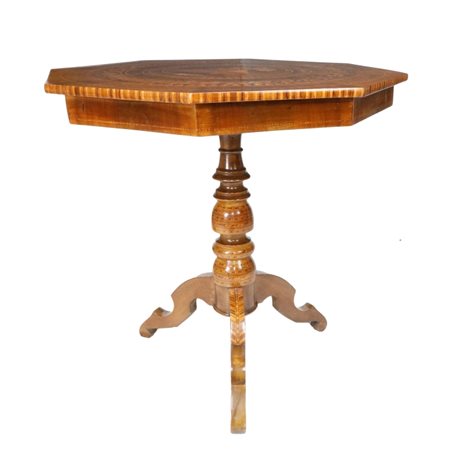 Tavolo Sorrento metà XIX Sec. Tavolo ottagonale lastronato e intarsiato in...