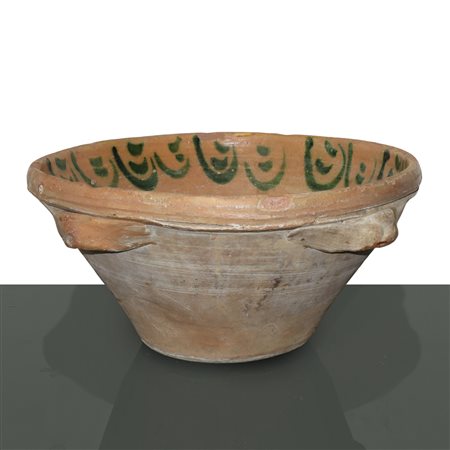 Lemmo in maiolica di Caltagirone con decoro verde sul bordo