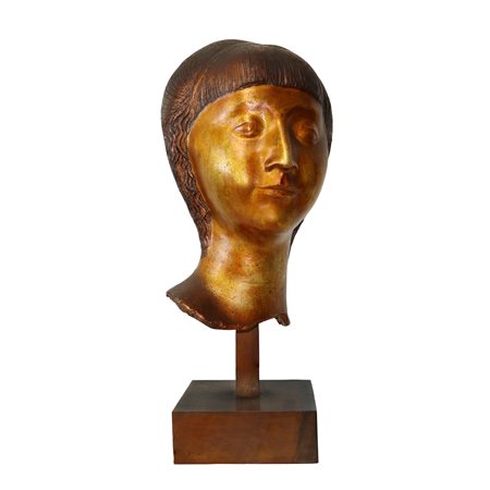 Domenico Tudisco (Catania 1919 - Catania 2013)  - Volto di donna, scultura in gesso patinata oro, con base in legno