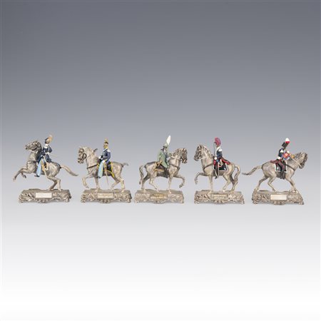 Cinque militari a cavallo in argento, Italia, dopo il 1971