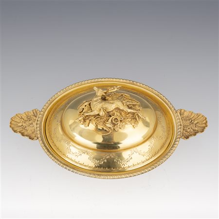 Legumiera in argento dorato, Italia, dopo il 1935