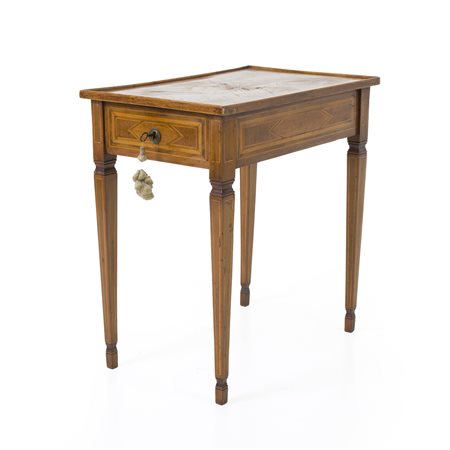 Tavolino da servizio, Lombardia, fine del XVIII secolo