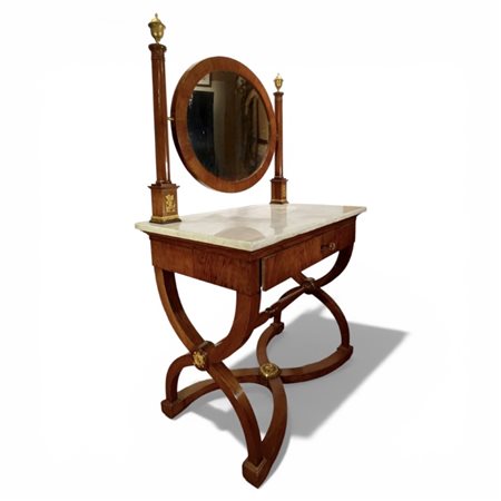 Toilette in noce e marmo bianco