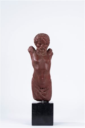 Scultura in pietra raffigurante fauno