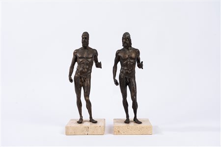 Modellini dei Bronzi di Riace su base in marmo