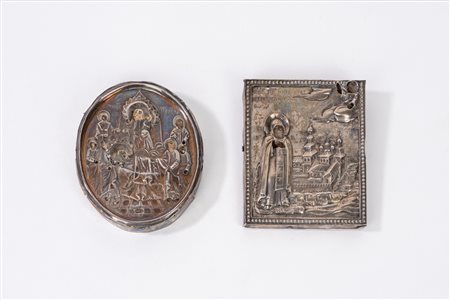 Due piccole icone da viaggio con riza in argento, Russia secolo XIX