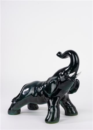 Elefante in ceramica verde, Sbordoni Roma