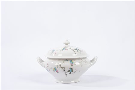 Zuppiera in porcellana Ginori, inizi secolo XX