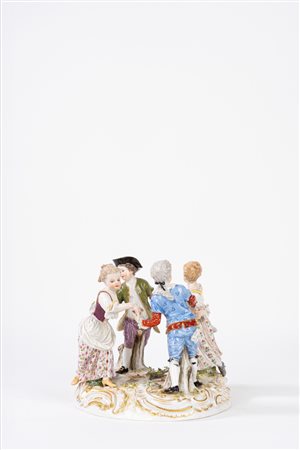 Gruppo scultoreo in porcellana policroma raffigurante girotondo di bambini, Meissen secolo XIX