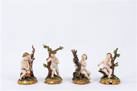 Quattro sculture in biscuit raffiguranti allegorie delle quattro stagioni, manifattura di Capodimonte, secolo XX