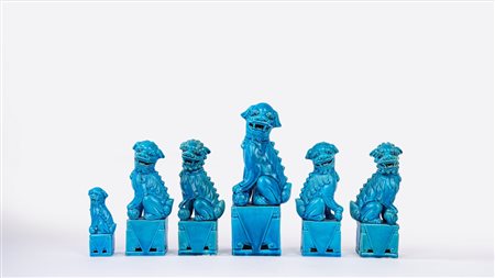 Sei Cani di Pho in porcellana turchese, Cina secolo XX