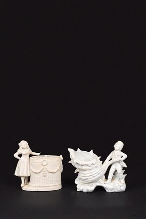 Coppia di centrotavola in bisquit