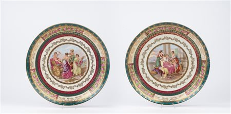 Coppia di piatti da parata in porcellana policroma e oro, Jungerhans Rotterdam