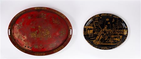 Due vassoi in metallo laccato con motivi a chinoiserie