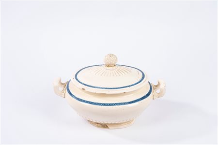 Zuppiera in maiolica, Del Vecchio Napoli secolo XIX