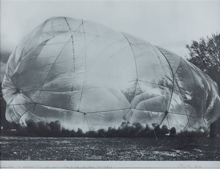 CHRISTO 42,390 Cubic feet empaquetage, 1968