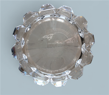 PORTADOLCI ROTONDO IN CRISTALLO CON FIRMA INCISA DIAMETRO CM.16