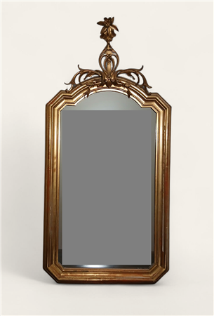 SPECCHIERA MISTILINEA IN LEGNO INTAGLIATO E DORATO CON CIMASA A MOTIVI...