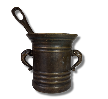 ANTICO MORTAIO IN BRONZO SAGOMATO CON MANICI E PESTELLO DIAMETRO CM.20 H.CM.20,5