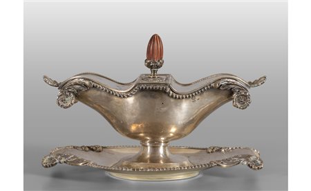 Salsiera in argento con piattino, punzone della 