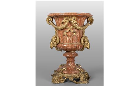 Importante vaso in terracotta dipinta a finto 