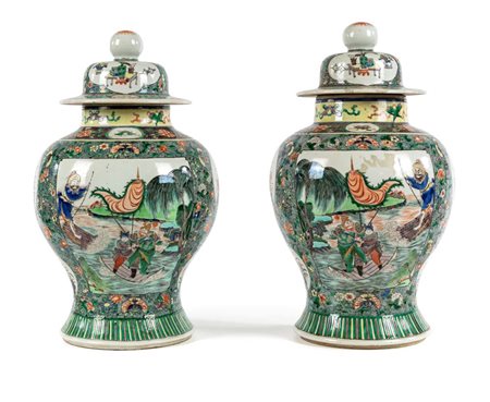 Coppia di potiches in porcellana Famiglia Verde, Cina dinastia Qing, epoca...