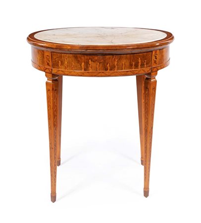 Tavolino Luigi XVI in noce con intarsi in legni di frutto, Toscana, fine del...