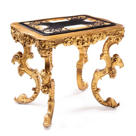 Tavolo da centro in legno scolpito, intagliato e dorato, Toscana, metà del...