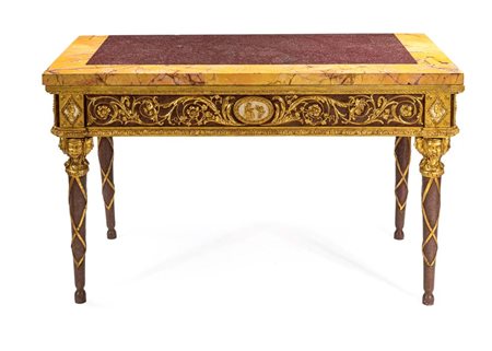 Console in legno laccato e dorato, fine del XVIII secolo rifinita...