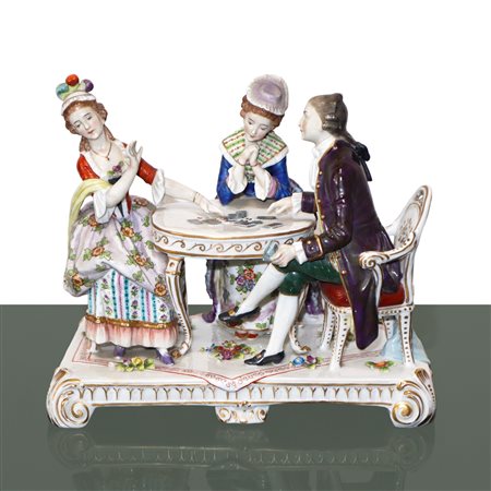 Giocatori di carte, piccola statua in porcellana Viennese