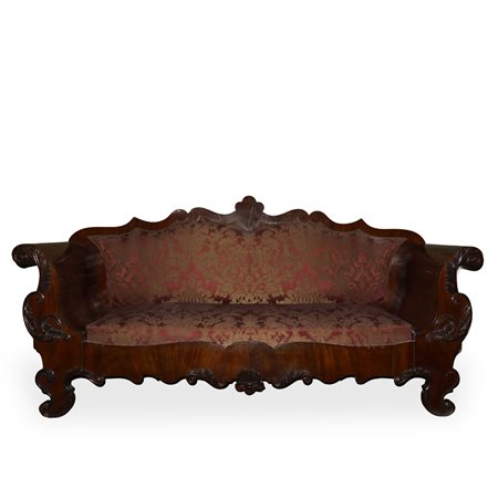 Divano con struttura in legno di mogano scatolato con tappezzeria bordeaux e dorata, Sicily 19° secolo