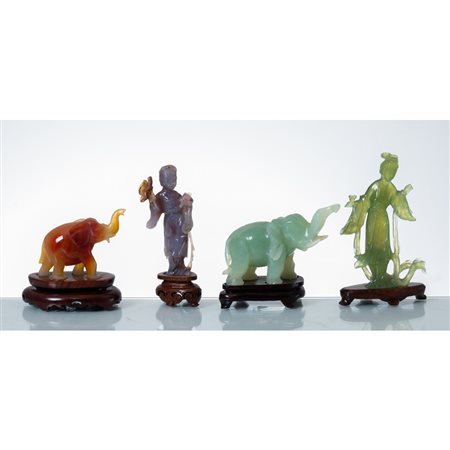 MANIFATTURA ORIENTALE DEL XX SECOLO, Quattro sculture