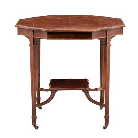 MANIFATTURA INGLESE DELLA FINE DELL'800, Tavolino