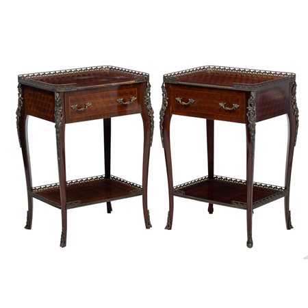 MANIFATTURA ITALIANA DEL XX SECOLO, Coppia di piccoli mobili