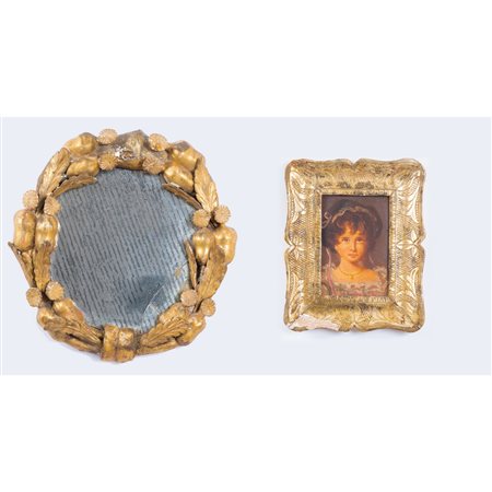 MANIFATTURA SICILIANA XVIII E XIX SEC., Cornice e specchiera