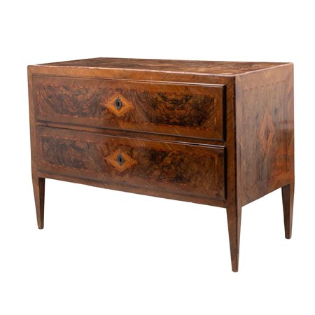 MANIFATTURA SICILIANA DEL XVIII SECOLO, Cassettone