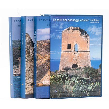 TRE VOLUMI IN COFANETTO SULLE TORRI E I CASTELLI SICILIANI