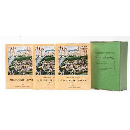 TRE VOLUMI IN COFANETTO