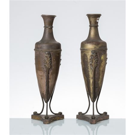 MANIFATTURA SICILIANA PRIMA METÀ XX SECOLO, Coppia fioriere