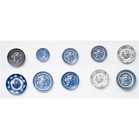 MANIFATTURA INGLESE DEI PRIMI DEL '900, Dieci piatti